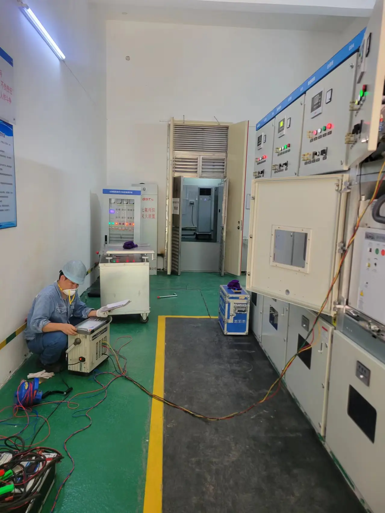 空氣溫濕度對(duì)電氣設(shè)備的主要影響